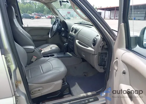 2004 Jeep Liberty Sport z USA, uszkodzony, nr VIN 1J4GK48KX4W148076